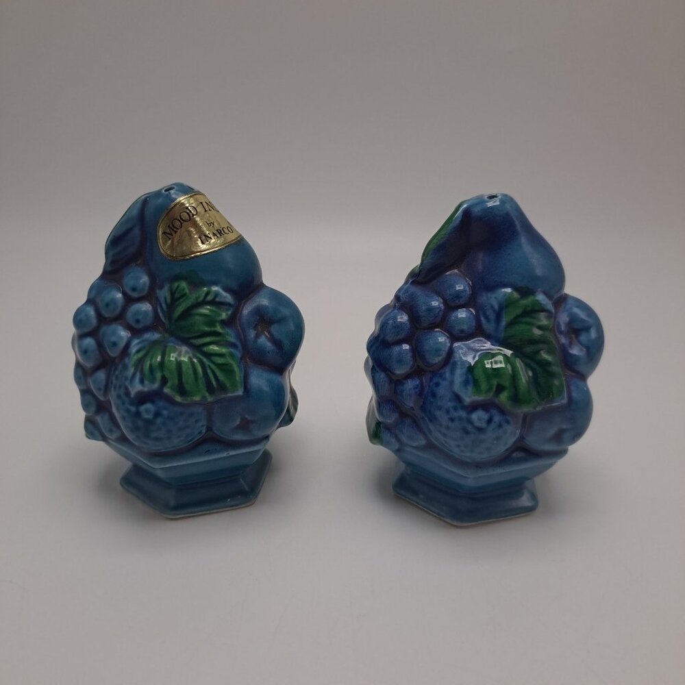 Inarco Mood Indigo Blue Grape Salt Pepper Shakers Vintage Mid-Century Modern